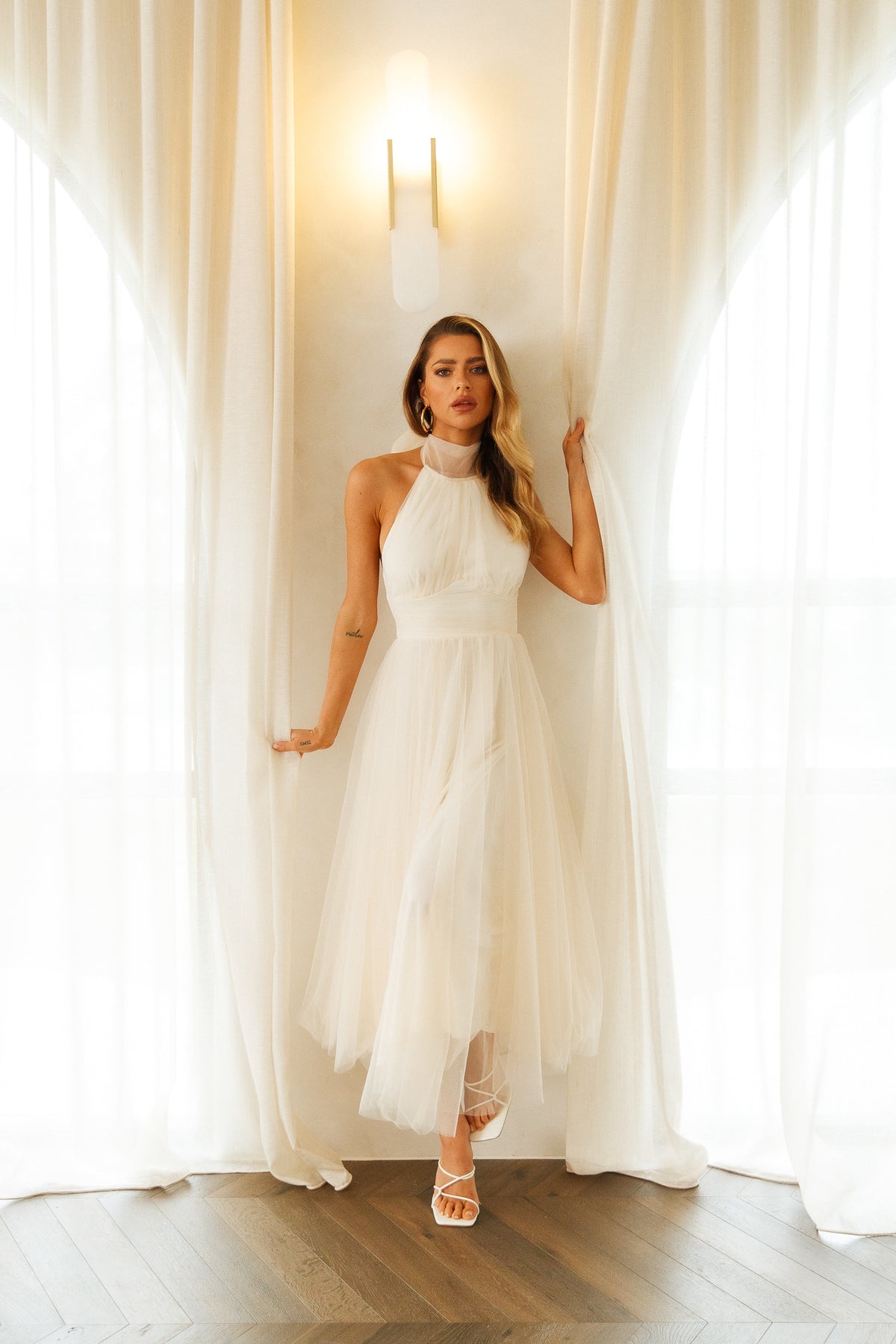 Elegant Halter Ivory Tulle Maxi Dress Open Back Tie-Up