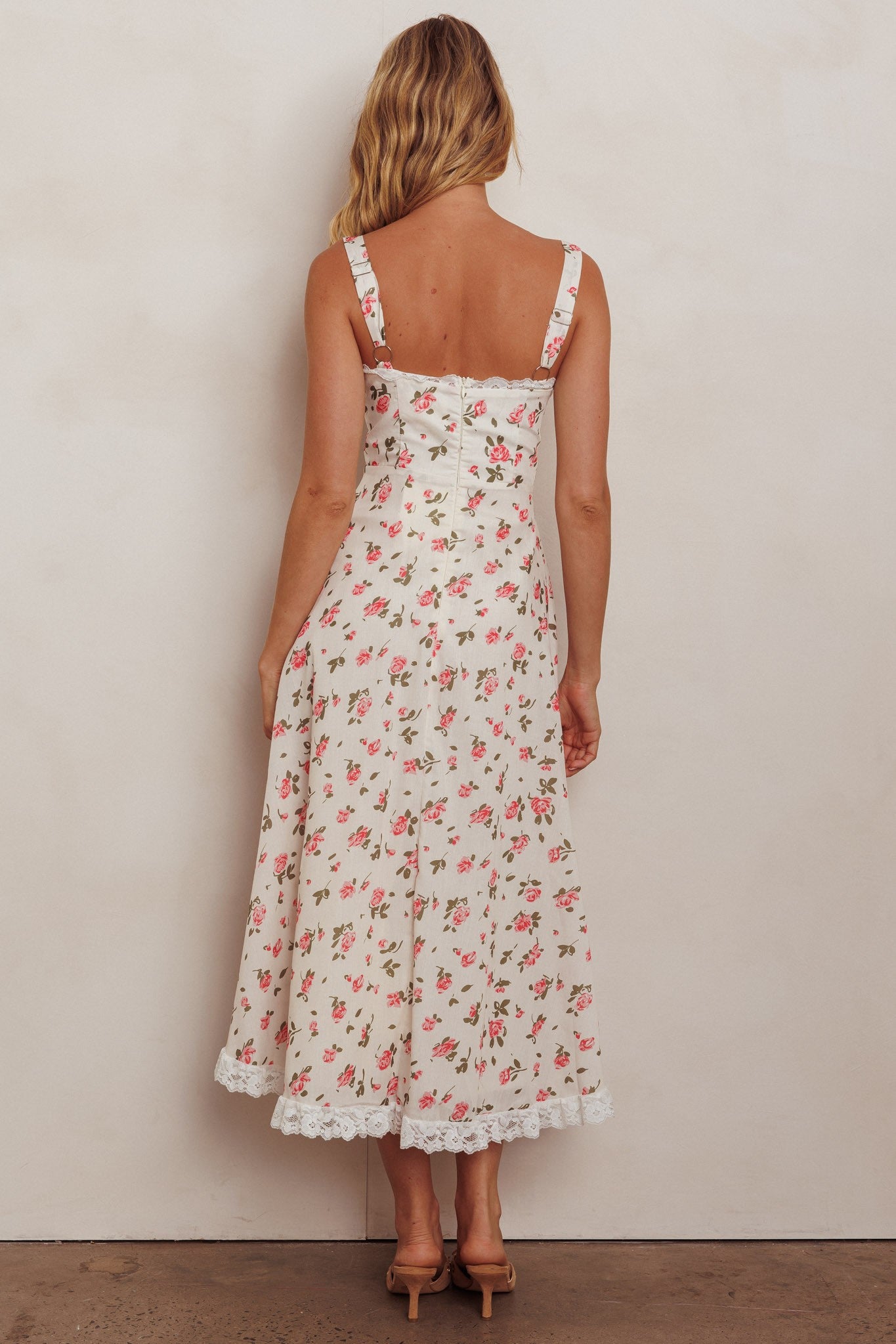 Fashion Cream Strap Floral Print Ruffle V-Neck Corset Maxi Dress