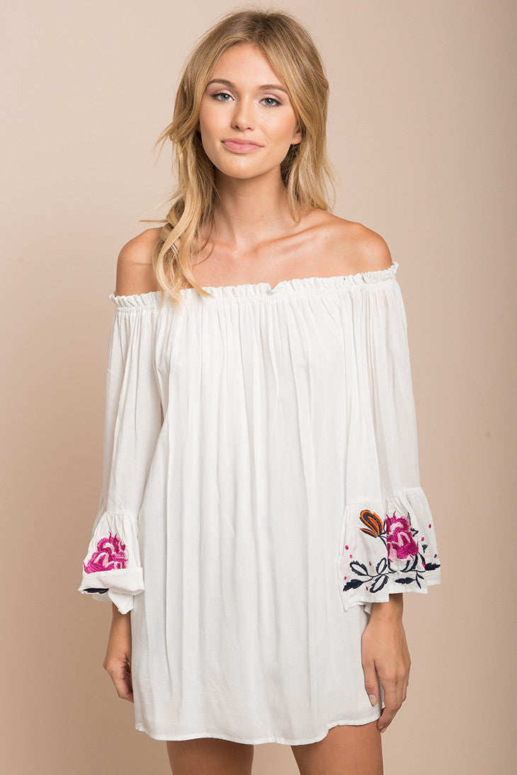 Summer Off Shoulder Bell Sleeve Embroidery Top White Dress EDITE MODE Summer Off Shoulder Bell Sleeve Embroidery Top White Dress EDITE MODE