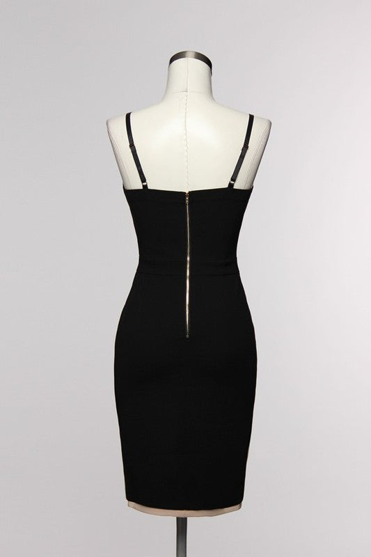 Elegant Geometric Contrast Dress