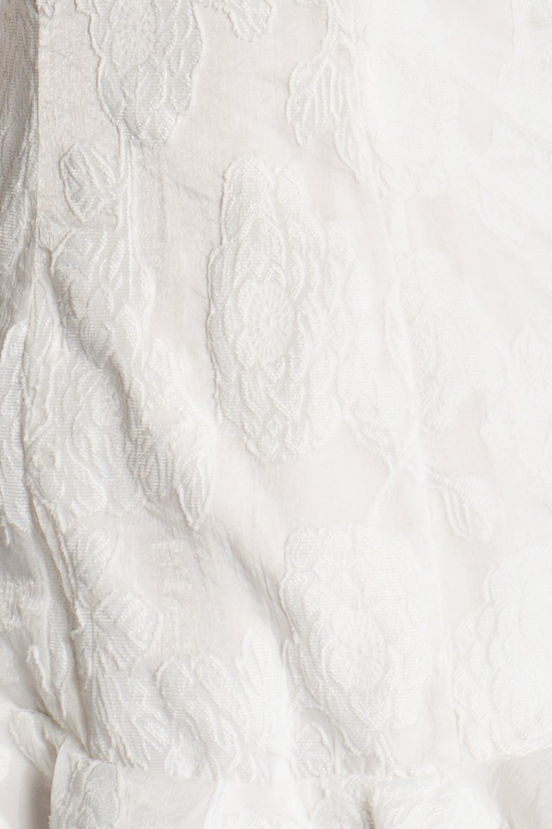 Fashion White Floral Lace Puffy Ruffle Tassel Dress with Long Sleeve