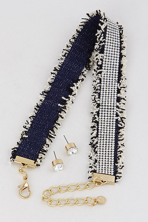 Elegant Day To Day Choker Necklace