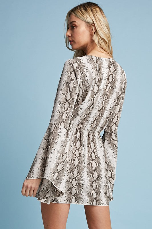 Fashion Animal Print Deep V-Neck Dress with Bell Sleeve