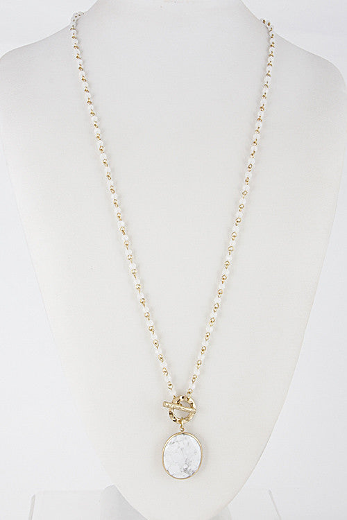 Elegant Long Bead Necklace With Circle Stone