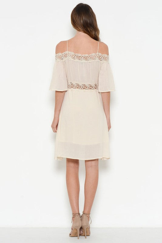 Fashion Cold Shoulder Natural Lace Dress