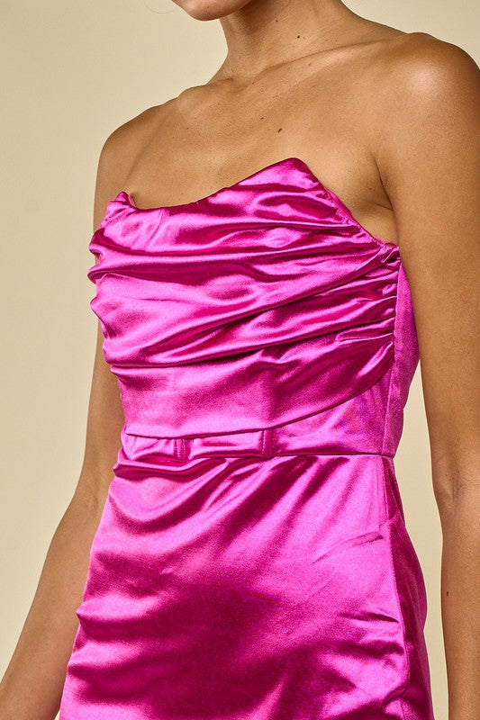 Fashion Fuchsia Satin Strapless Boning Detailed Bodycon Dress