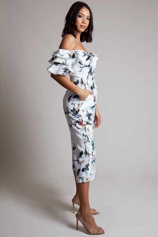 Fashion Off Shoulder Tassel Summer White Floral Print Cropped Jumpsuit