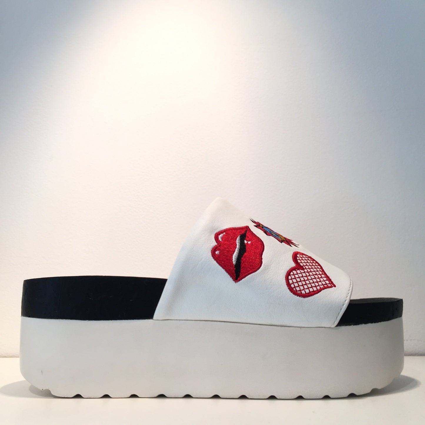 White Comic Embroidery Sandal Platform