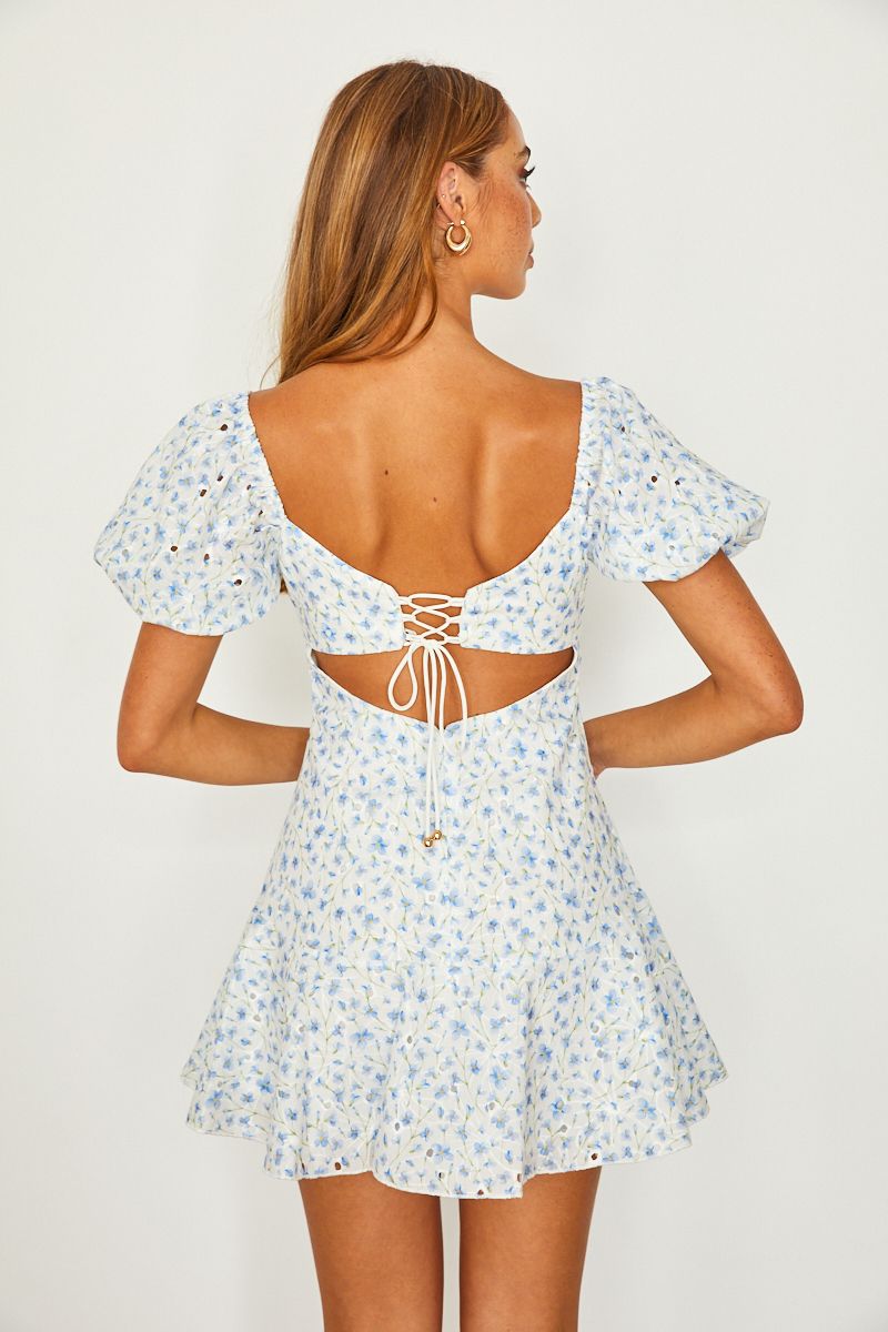 Fashion White Blue Floral Print Detailed Embroidery Back Tie-Up Dress with Puffy Sleeve