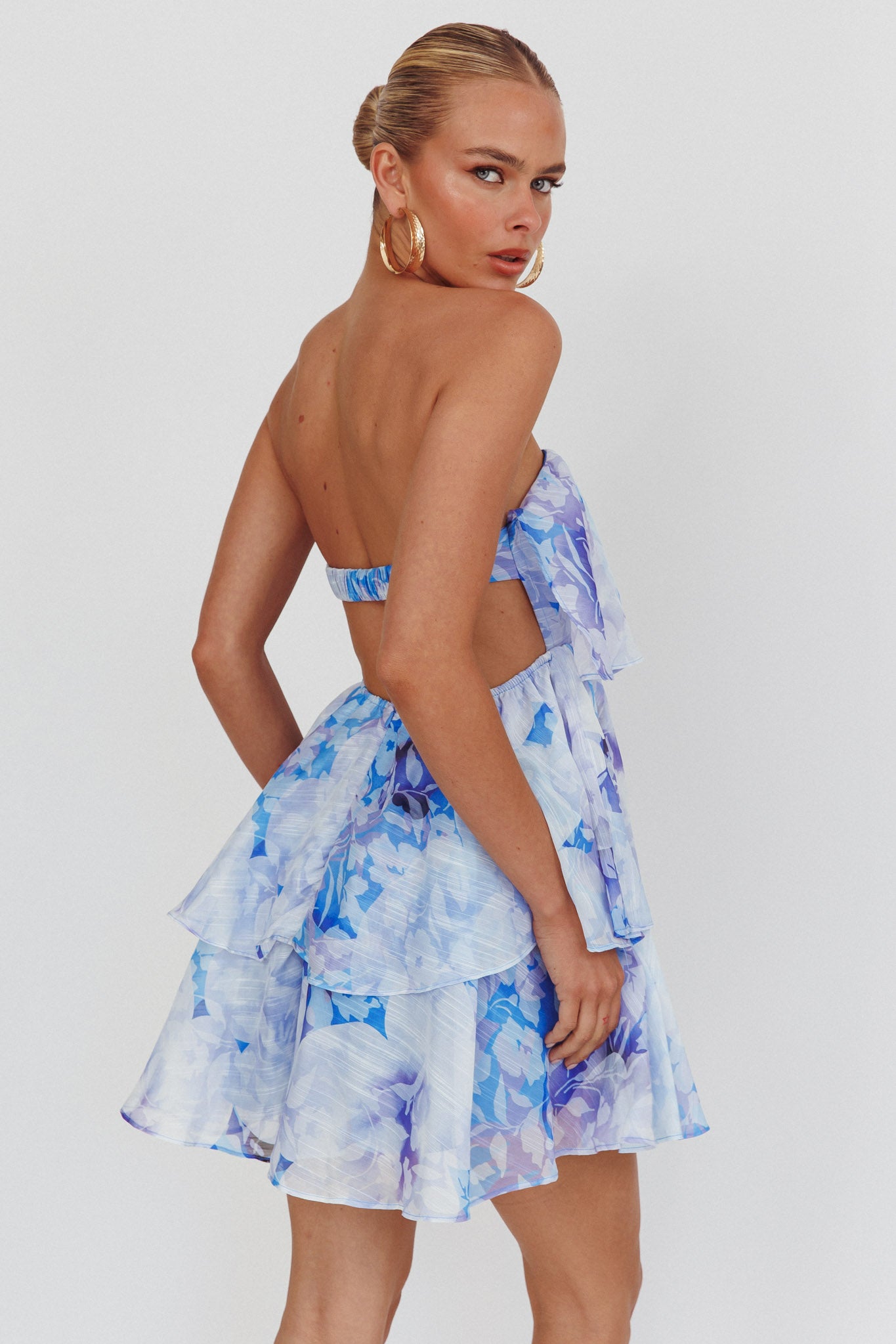 Fashion Summer Strapless Blue Floral Print Ruffle Layered Dress