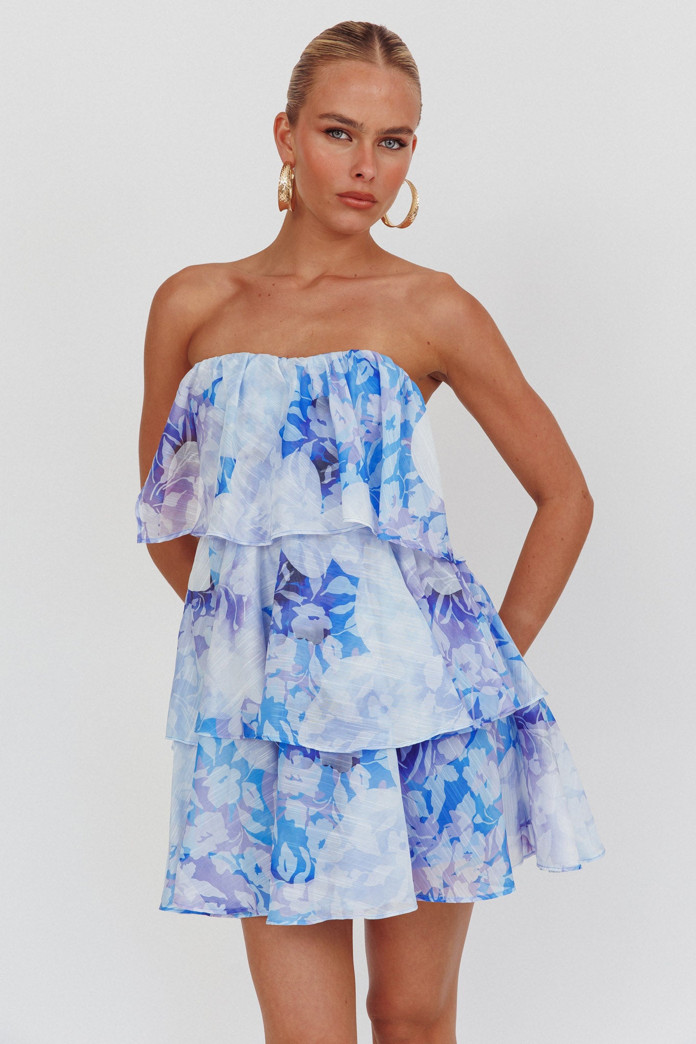 Fashion Summer Strapless Blue Floral Print Ruffle Layered Dress