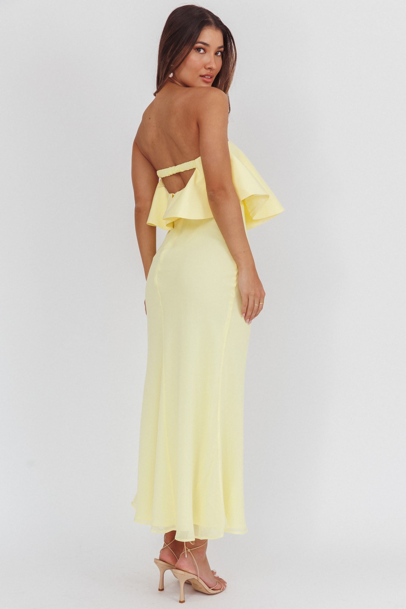 Elegant Strapless Panna Cotta Ruffle Open Back Midi Dress