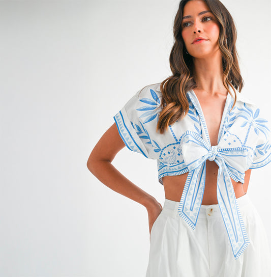 Fashion Summer White Blue Floral Print Front Tie-Up Crop Top