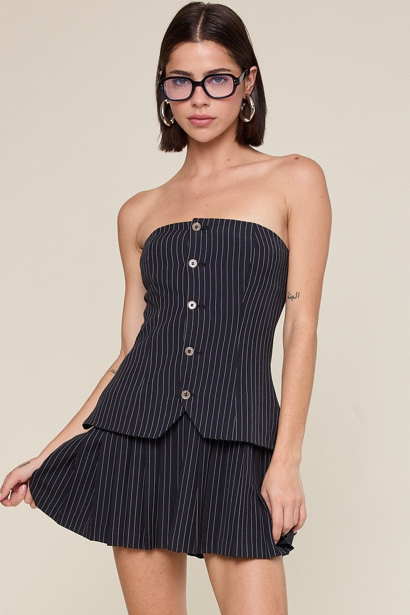 Fashion Black Strapless Contrast Button Down Romper
