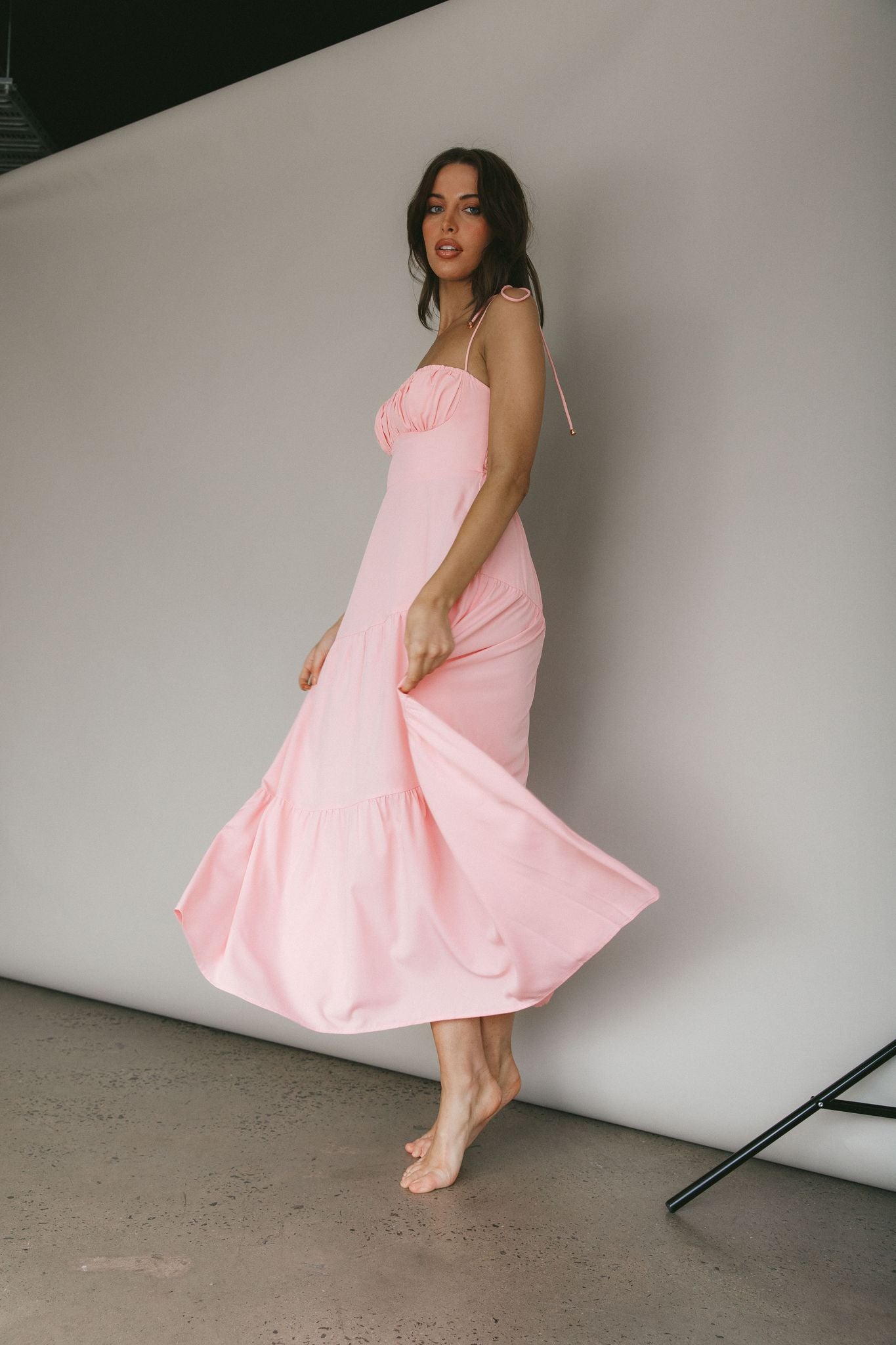 Fashion Casual Strap Blush Open Back Elastic Maxi Dress EDITE MODE Fashion Casual Strap Blush Open Back Elastic Maxi Dress EDITE MODE