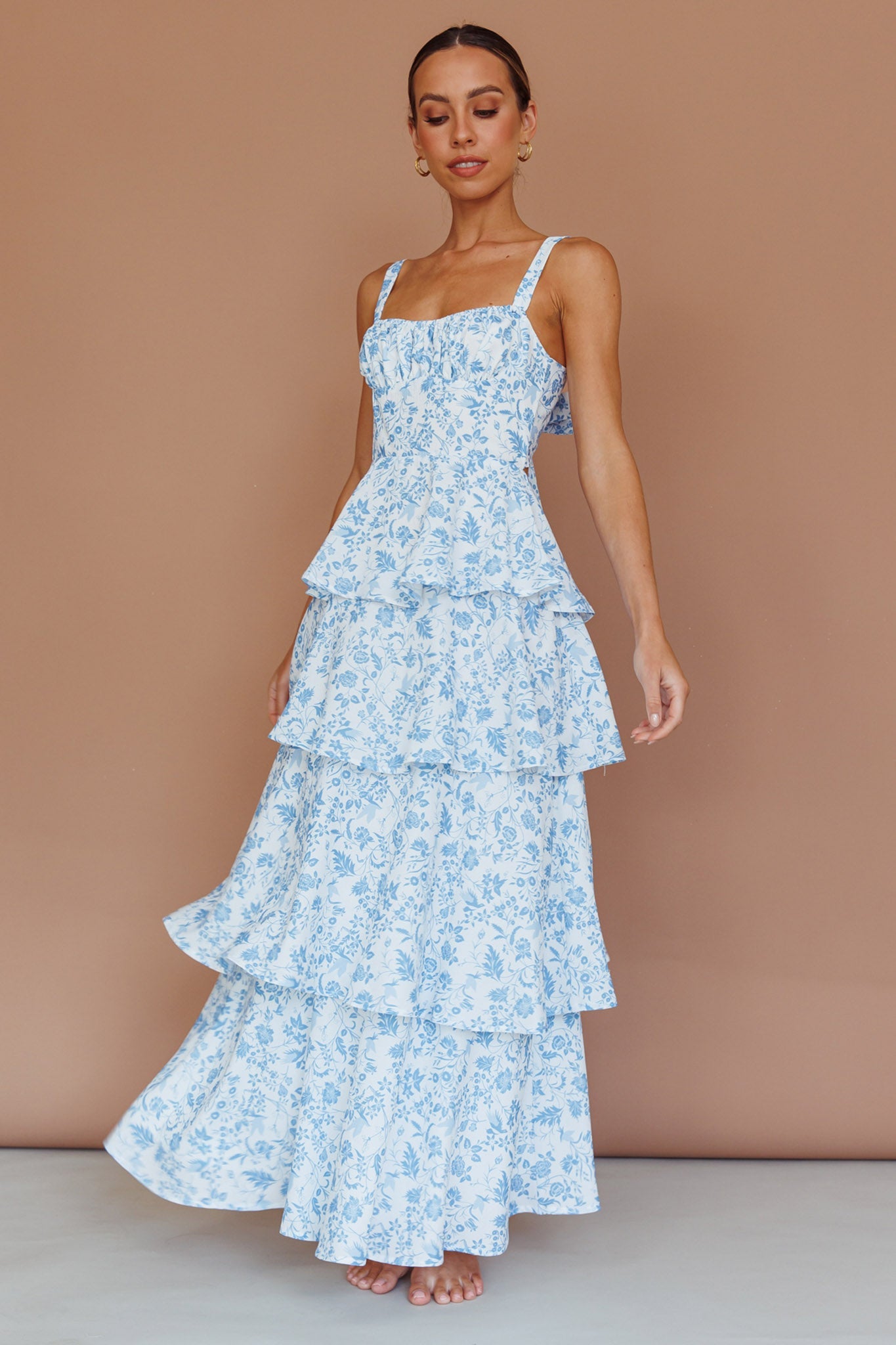 Fashion Strap White Blue Floral Print Ruffle Layered Back Tie-Up Maxi Dress