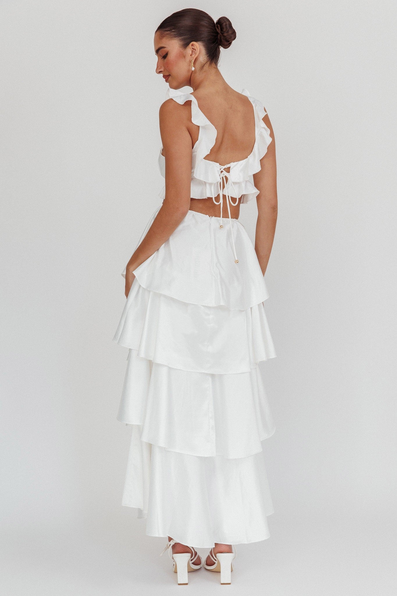 Elegant White Band Detailed Satin V-Neck Layered Ruffle Cut Out Open Back Tie-Up Maxi Dress Elegant White Band Detailed Satin V-Neck Layered Ruffle Cut Out Open Back Tie-Up Maxi Dress