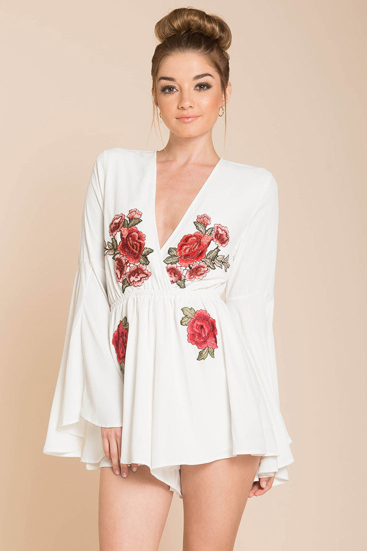 Fashion Rose Embroidery White Ruffle Romper With Bell Sleeve