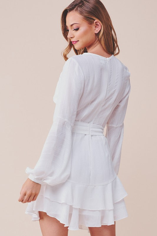 Fashion White Ruffle Tie-Up Dress with Bell Sleeve