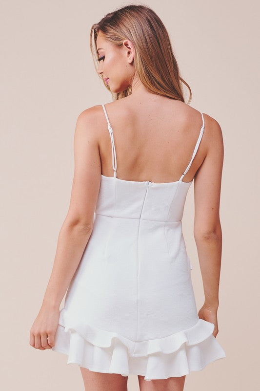 Fashion Strap V-Neck Ruffle White Dress