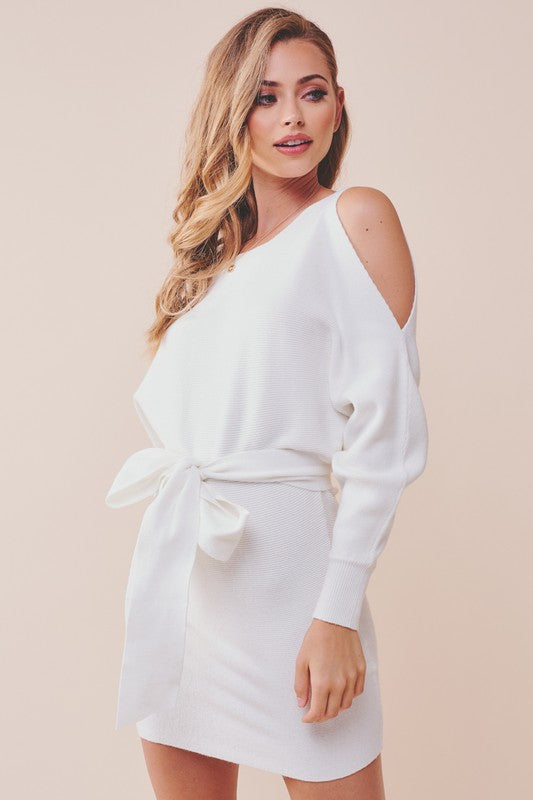 Fashion Ivory Cold Shoulder Tie-Up Puffy Sleeve Sweater Dress