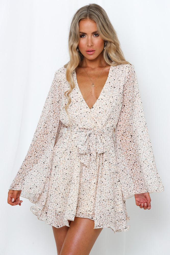 Fashion Summer Nude Multi-Color Print Texture Detailed Ruffle Tie-Up Dress with Long Sleeve