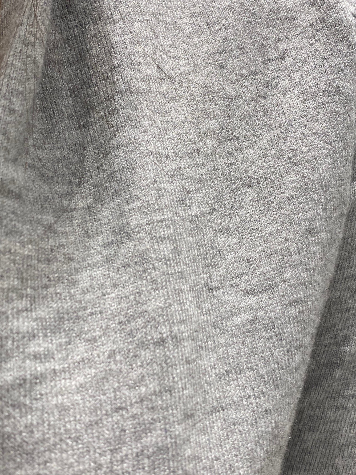 Elegant Grey Deep V-neck Long Sleeve Sweater