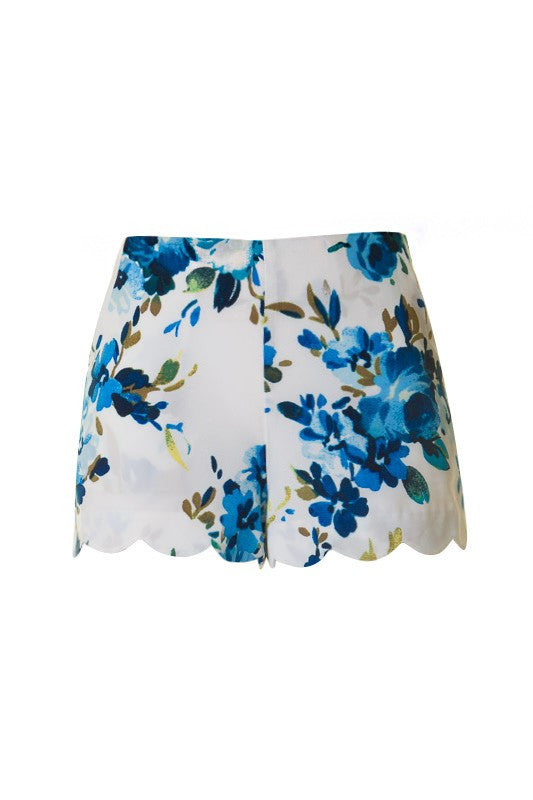 Scallop White Blue Floral Short