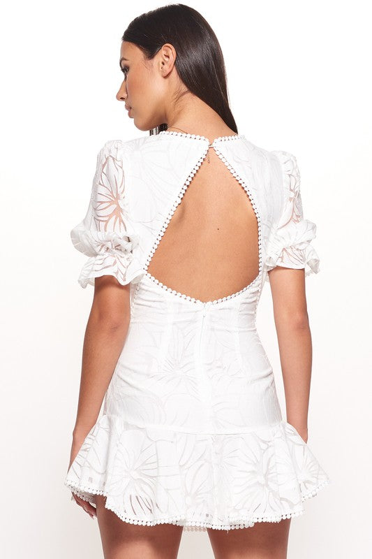 Fashion White Lace Puffy Sleeve Ruffle Tassel Dress