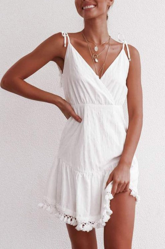 Fashion Summer Strap Tie-Up White Tassel Dress