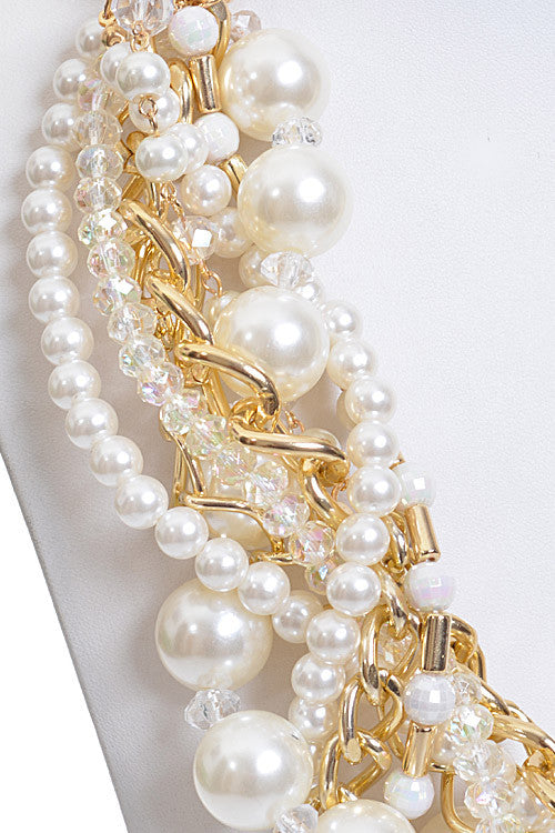Elegant Mixed Pearl And Chain Gold Necklace