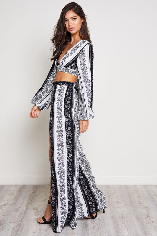 Fashion Summer Floral Print V-Neck Black Contrast Top