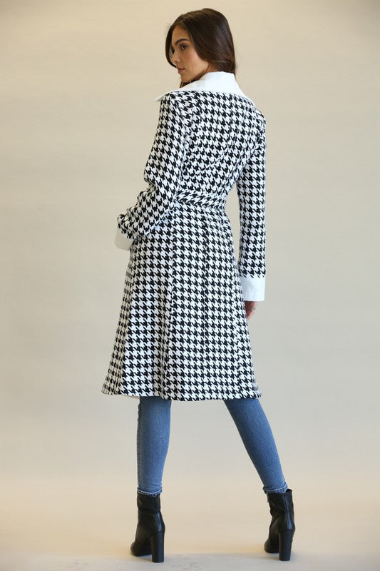 Elegant White Black Contrast HoundStooth Print Button Tie-Up Trench Coat