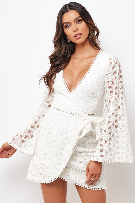 Elegant White Floral Lace Tassel Wrap Tie-Up Dress with Bell Sleeve