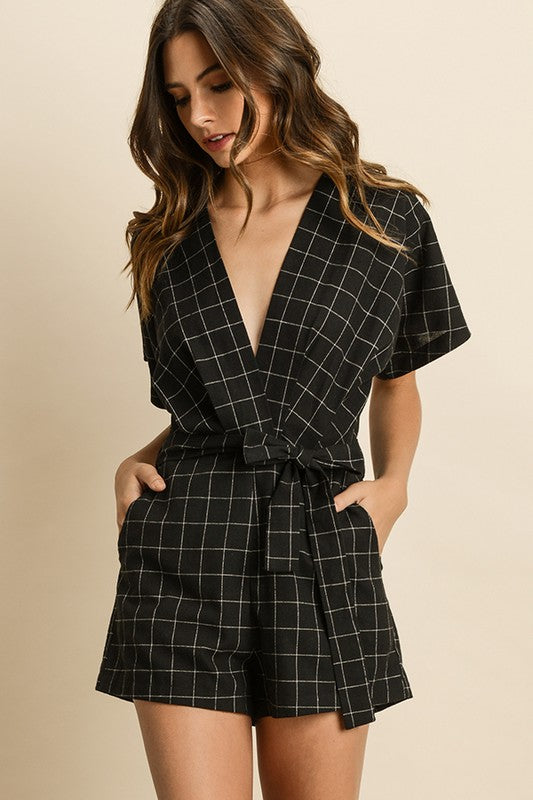 Fashion Deep V-Neck Black Checkered Tie-Up Romper