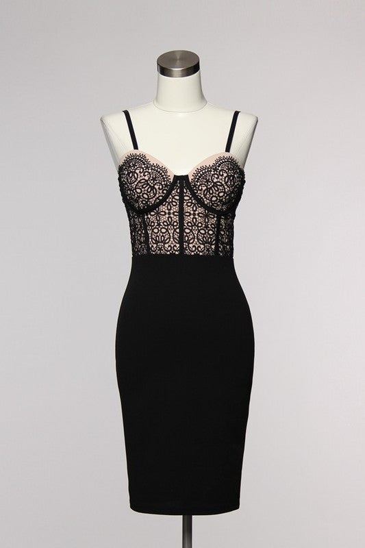 Elegant Contrast Black Beige Lace Dress