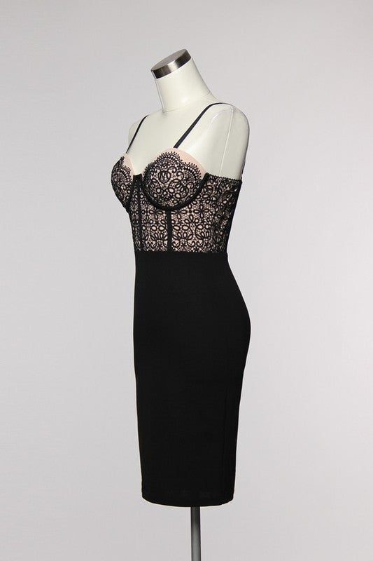 Elegant Contrast Black Beige Lace Dress – EDITE MODE