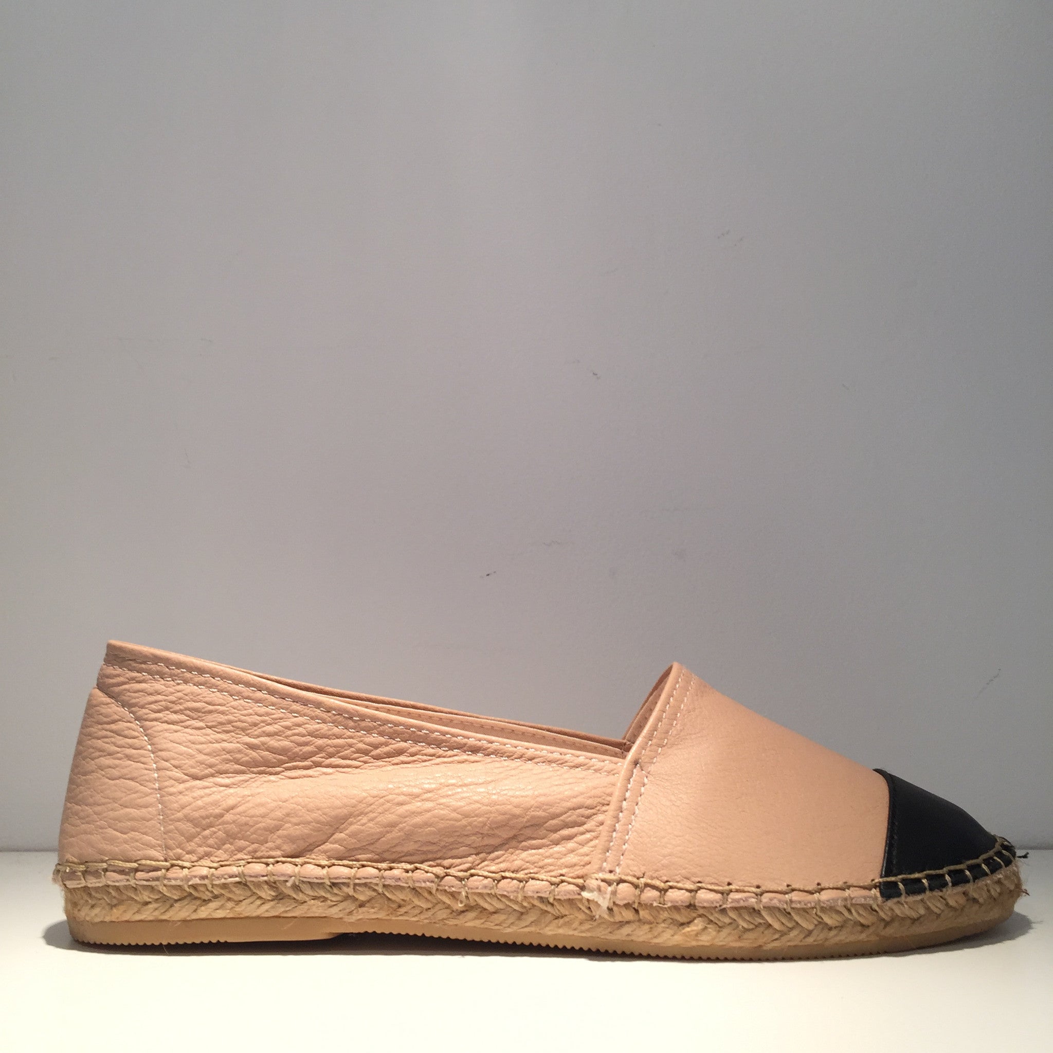 Fashion Beige Leather Black Leather Slip On Espadrille Sneaker