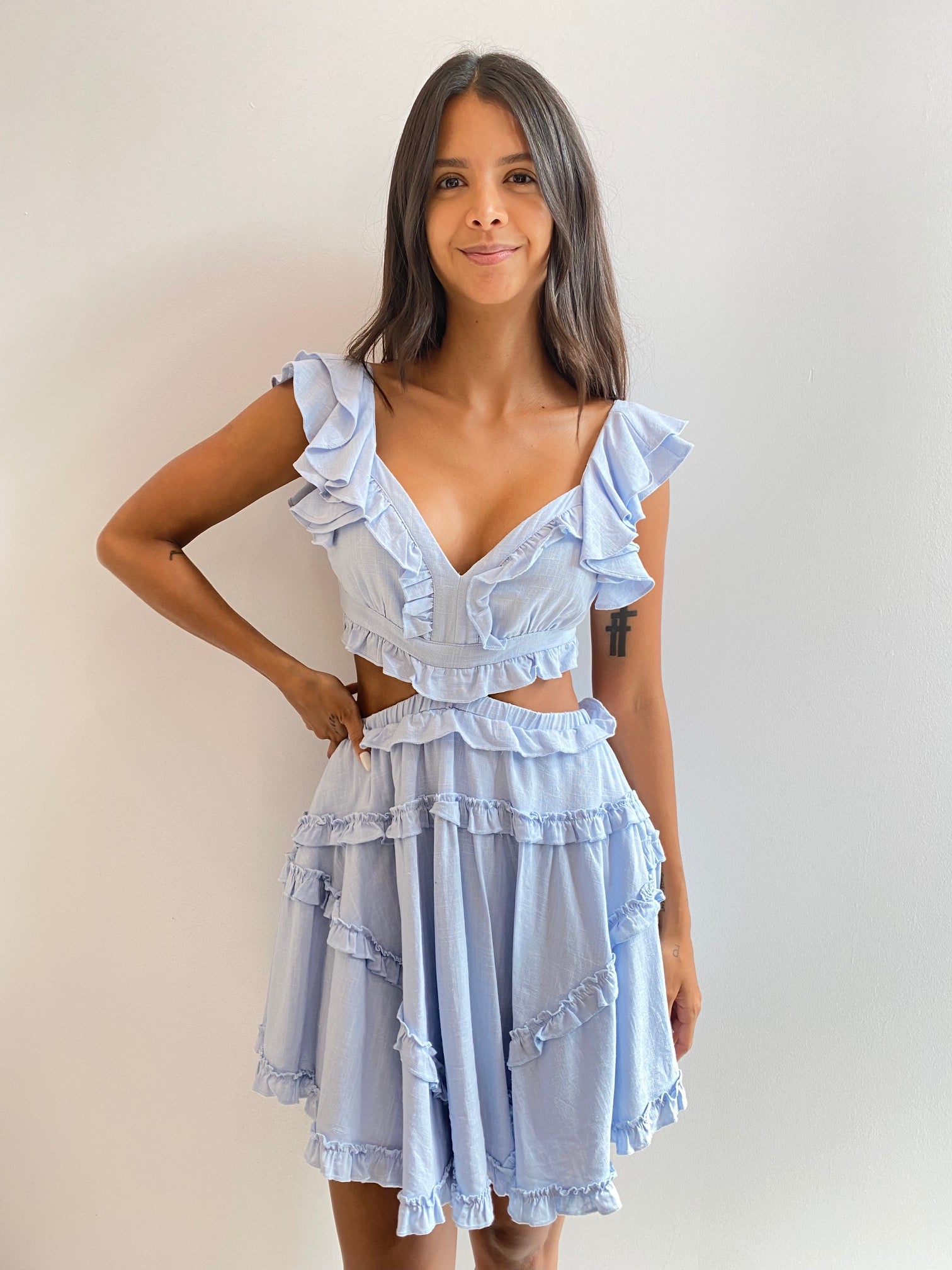 Elegant Summer Light Blue V-Neck Ruffle Cut-Out Back Tie-Up Dress with Band Sleeve Detailed