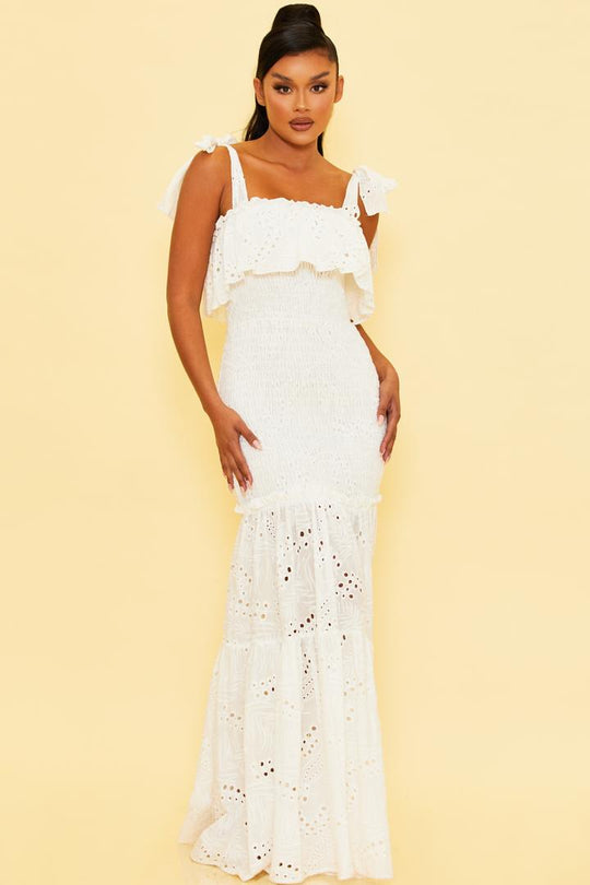 Elegant Strap Tie-Up White Ruffle Eyelet Elastic Lace Detailed Maxi Dress