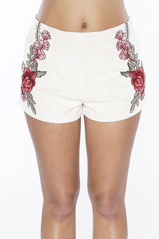 Fashion Rose Embroidery Ivory Suede Shorts
