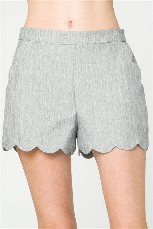 Tailor High Waisted Scallop Black Short