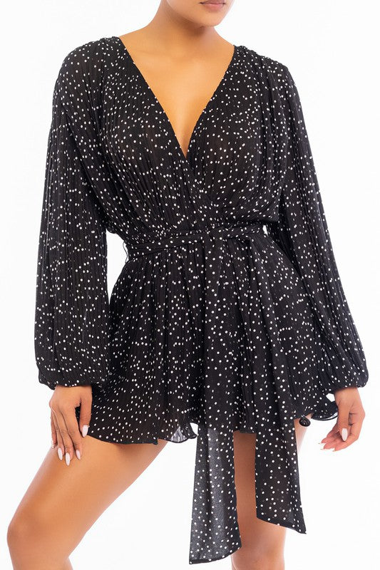 Fashion V-Neck Black Polka Dot Print Pleated Tie-Up Ruffle Romper with Long Sleeve