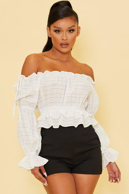 Fashion Off Shoulder White Textured Ruffle Top with Long Sleeve