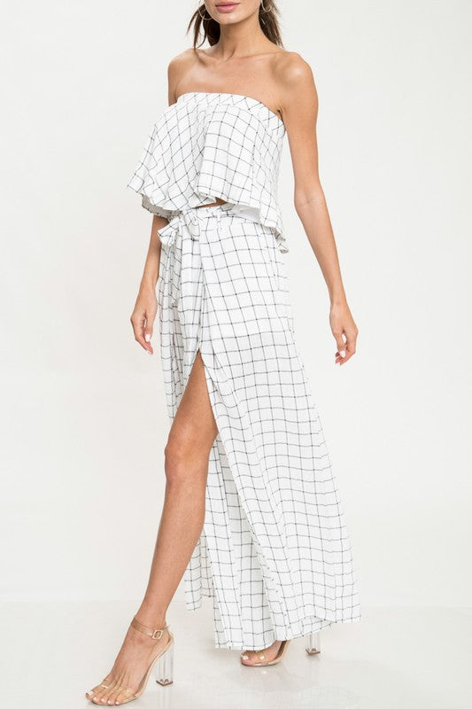 Elegant Strapless Ruffle Contrast Checkered Top