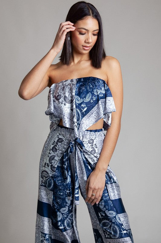 Elegant Strapless Blue Ethnic Print Ruffle Top
