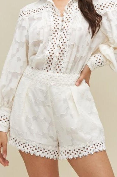Elegant Ivory Lace High Waisted Floral Detailed Textured Shorts