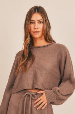 Fashion Brown Knit Crop Sweater with Long Sleeve