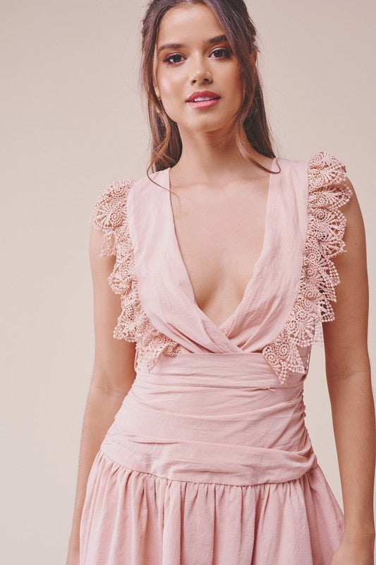 Fashion Blush V-Neck Tie-Up Ruffle Lace Dress with Band Sleeve Detailed