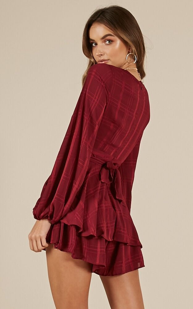 Fashion Wine Checkered Ruffle Tie-Up Romper with Bell Sleeve